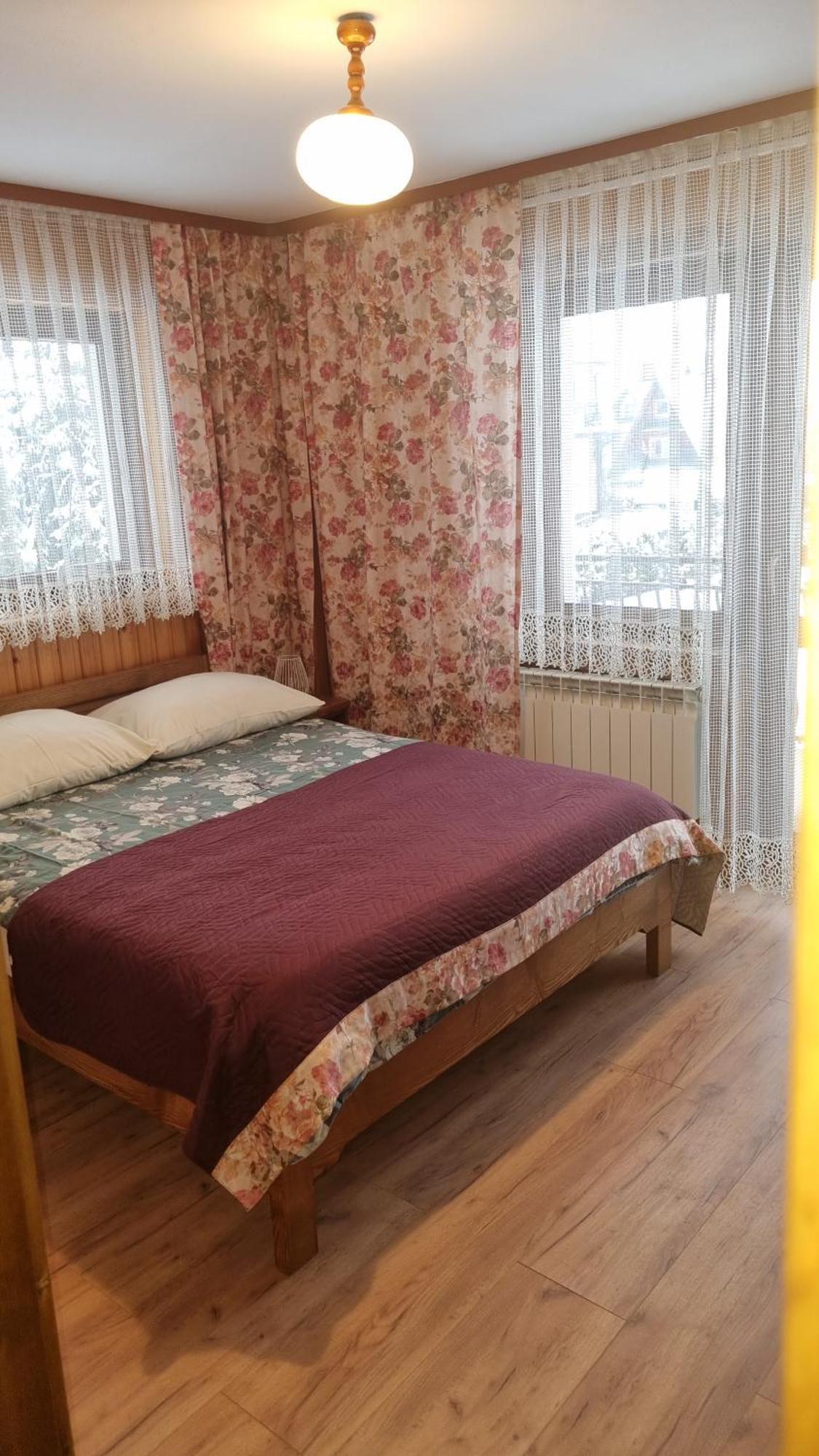 Dom Wypoczynkowy Jedrus Bialka Tatrzanska Rum bild